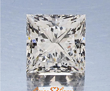 upclose view of 1 carat princess cut diamond
