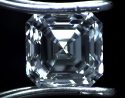 asscher cut diamond at 10X magnification